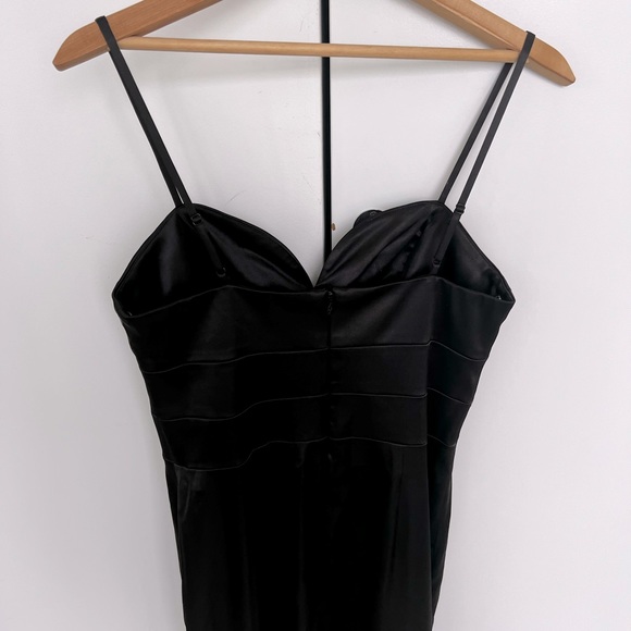 ❤️ Sexy little black dress, spaghetti adjustable straps, black satin, w/ boning - Picture 3 of 10
